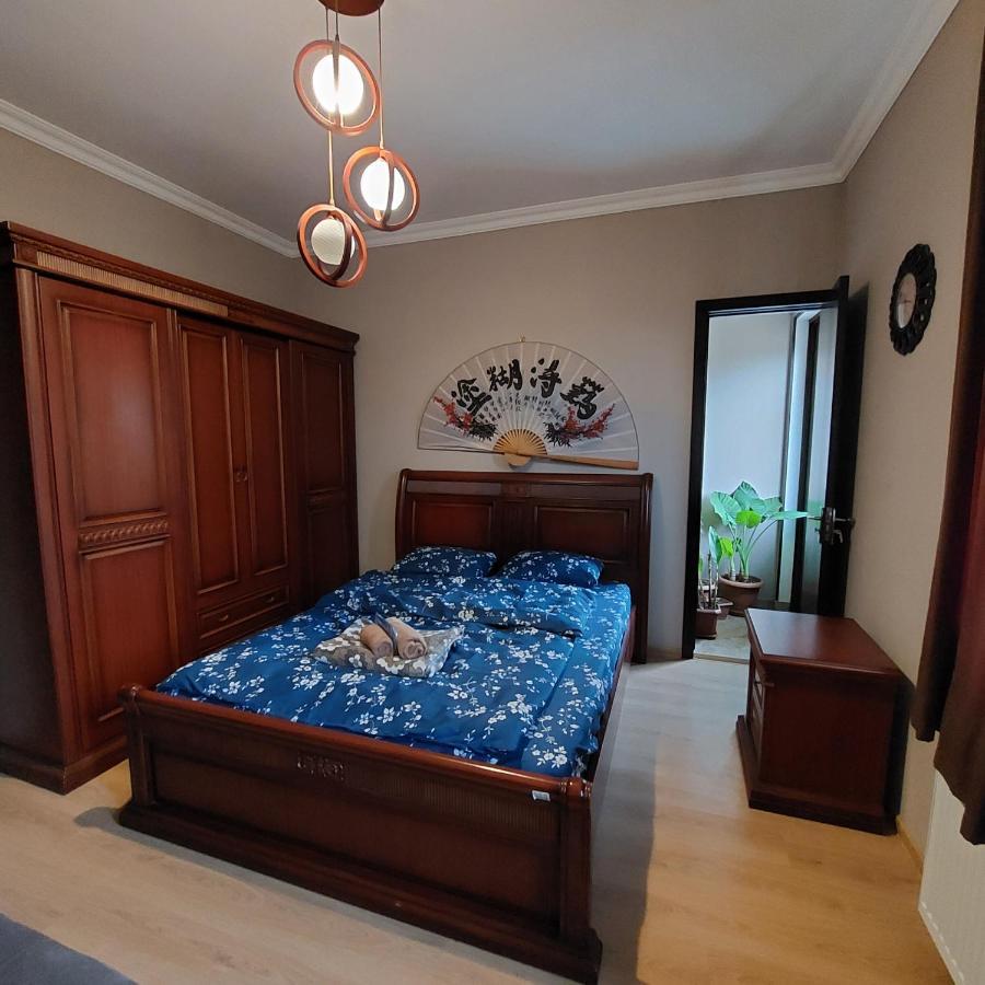 Guesthouse Different Tbilisi Ngoại thất bức ảnh