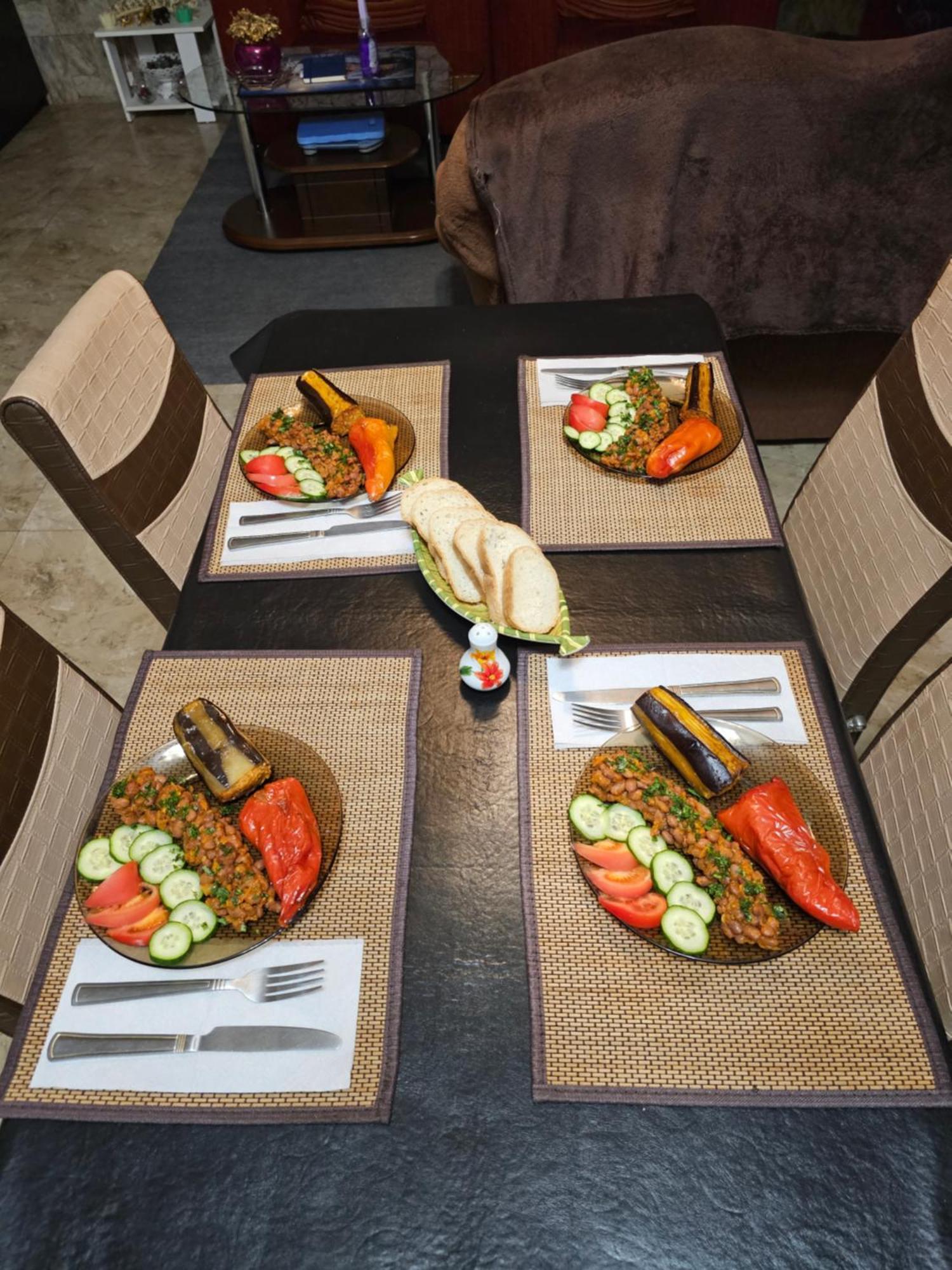 Guesthouse Different Tbilisi Ngoại thất bức ảnh
