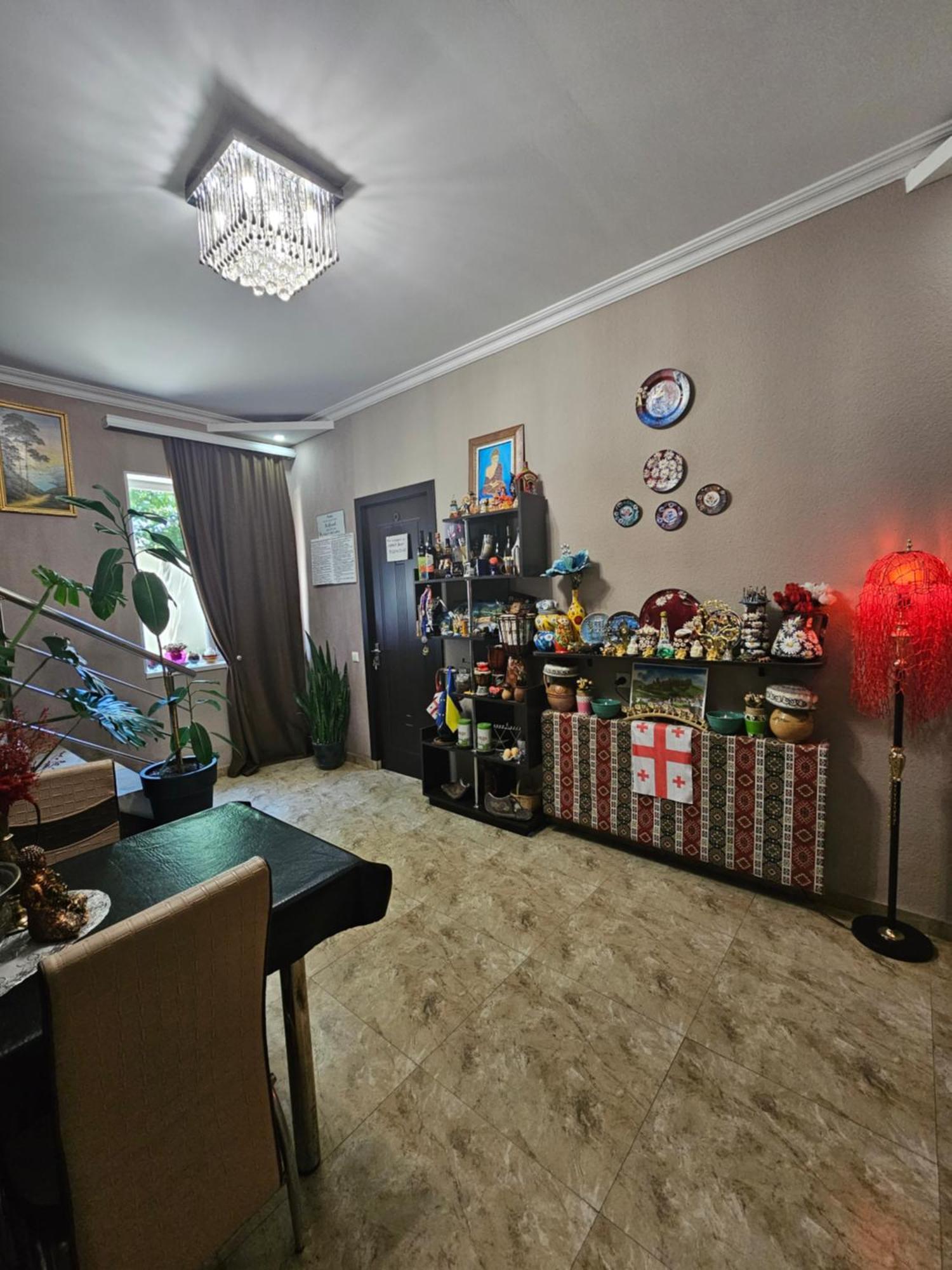 Guesthouse Different Tbilisi Ngoại thất bức ảnh