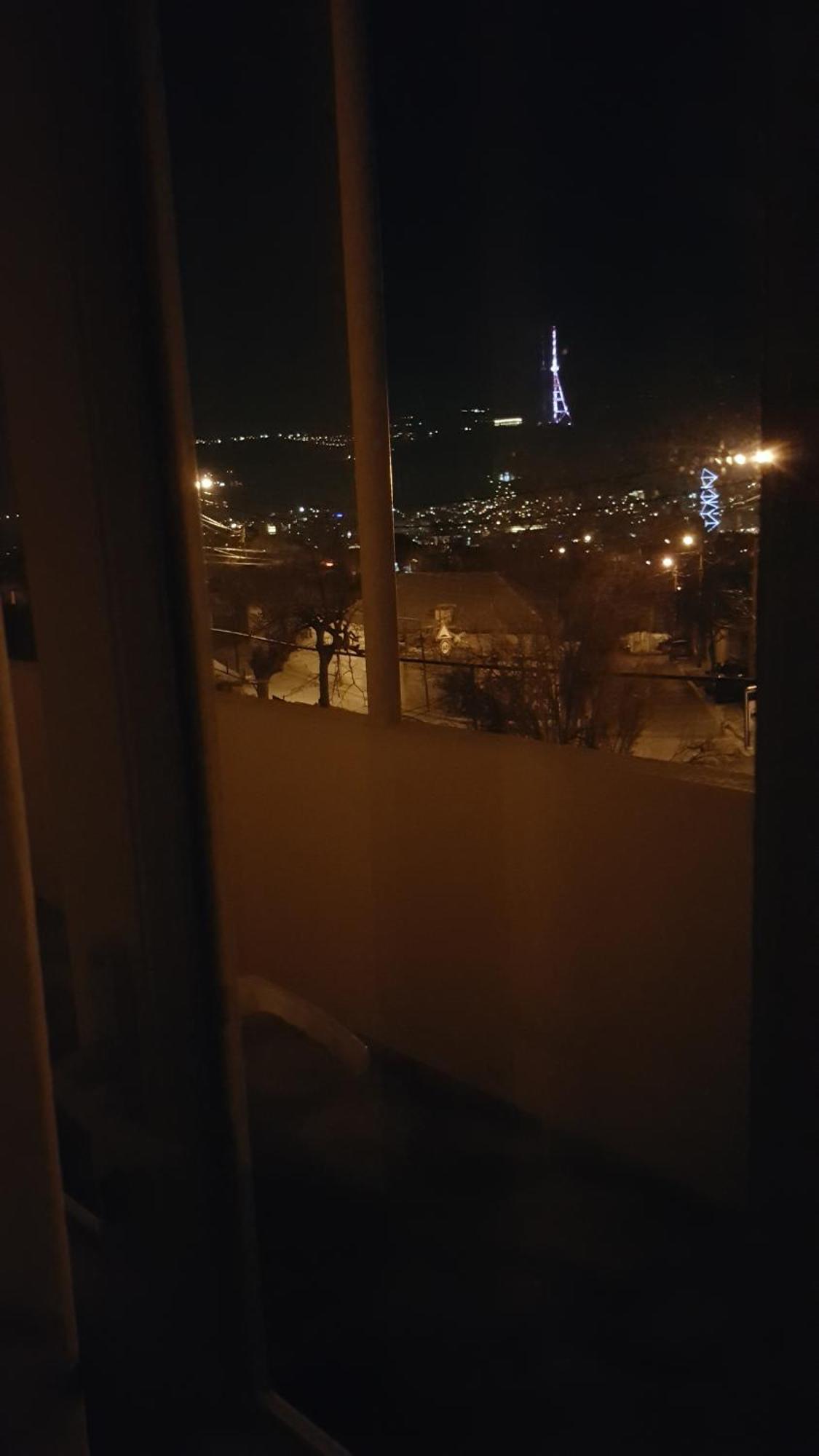 Guesthouse Different Tbilisi Phòng bức ảnh