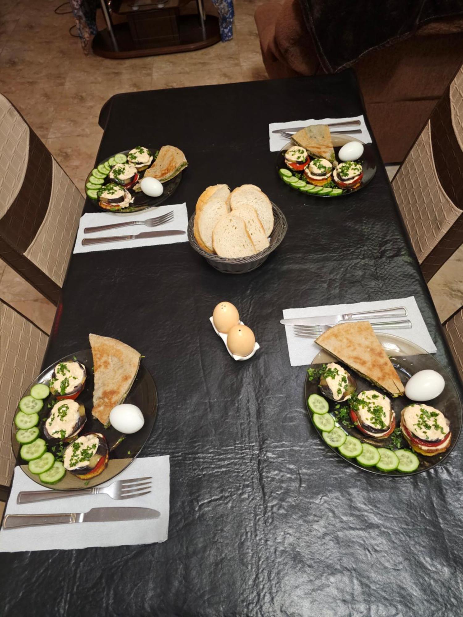 Guesthouse Different Tbilisi Ngoại thất bức ảnh